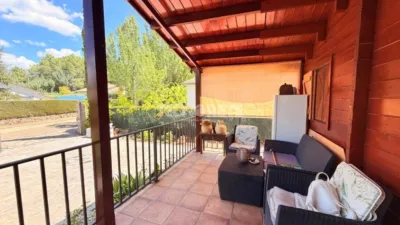 Single-family home on Calle de Soria photo 17