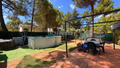 Single-family home on Calle de Soria photo 21