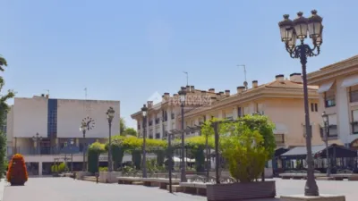 Flat on Reina Mercedes Street photo 17