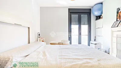 Flat on Calle de la Infanta Cristina photo 6