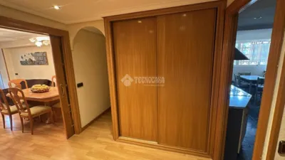 Apartment in Alameda de Osuna photo 3