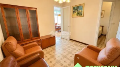 Apartment on Carrer de Roses photo 6