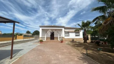Rustic house on Calle de Granada photo 4
