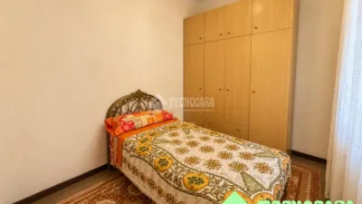 Apartment on Carrer de Roses photo 13