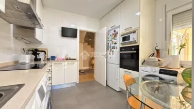 Semi-detached house in La Navata photo 10