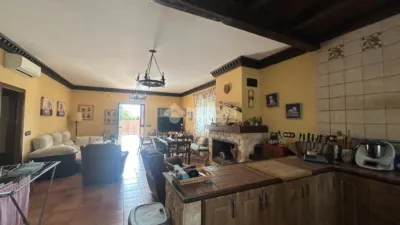 Rustic house on Calle de Granada photo 8
