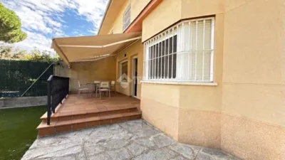 Semi-detached house in La Navata photo 32