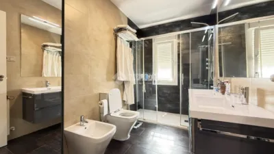 Semi-detached house in La Navata photo 17
