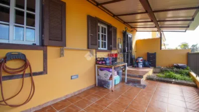 Terraced house in La Caridad photo 4