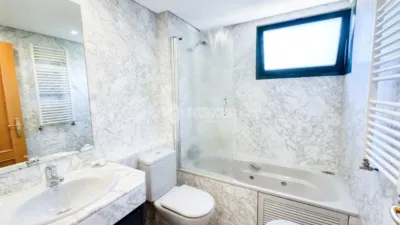 Apartment in Alameda de Osuna photo 26
