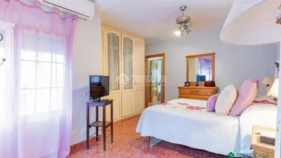 Semi-detached house in Barrio de Archilla photo 15