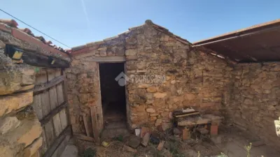 Rustic house on Calle Medinaceli photo 14