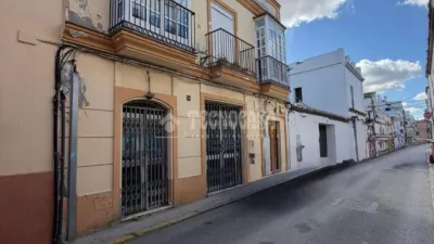 Single-family home on San Antonio Street photo 2