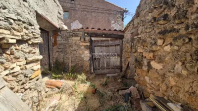 Rustic house on Calle Medinaceli photo 6
