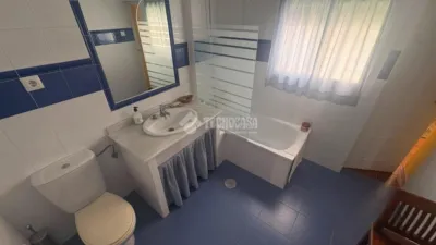 Single-family home on Calle Montepiedad photo 17