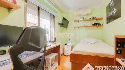 Flat in La Guineueta photo 19