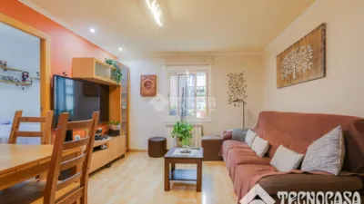 Apartment in La Prosperitat photo 3