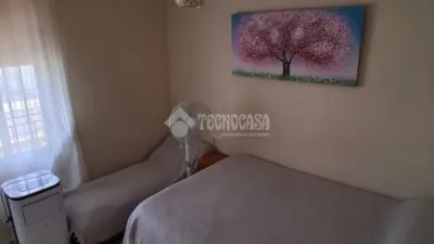 Apartment in Valdezorras-El Gordillo photo 11