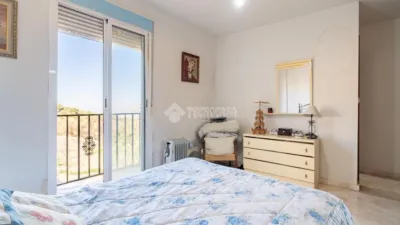 Semi-detached house in Jun photo 14