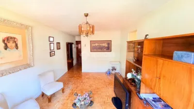 Piso en Vinateros photo 2