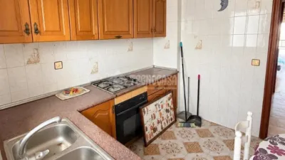 Flat on Martínez de Velasco Street photo 13