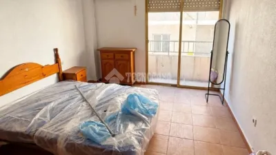 Flat on Martínez de Velasco Street photo 11