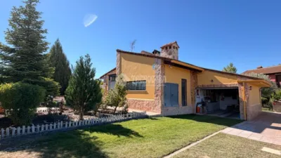 Detached House in Duruelo photo 2