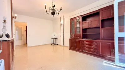 Piso en Vinateros photo 4