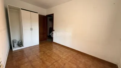 Flat on Reina Mercedes Street photo 11