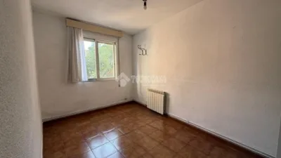 Flat on Reina Mercedes Street photo 10