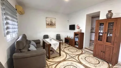 Single-family home on Calle del Occidente photo 5