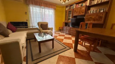 Terraced house in Orcasitas photo 2