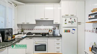 Single-family home on Jordi Tarrés Street photo 18