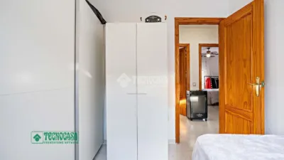 Single-family home on Jordi Tarrés Street photo 12