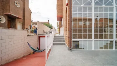 Semi-detached house in La Poveda photo 4