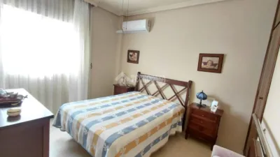 Casa pareada en Palmete photo 16