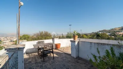 Semi-detached house in San Ildefonso (Hospital Real) photo 45