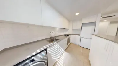 Flat in En Corts photo 7