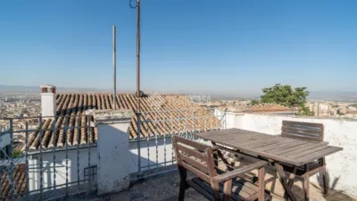 Semi-detached house in San Ildefonso (Hospital Real) photo 49
