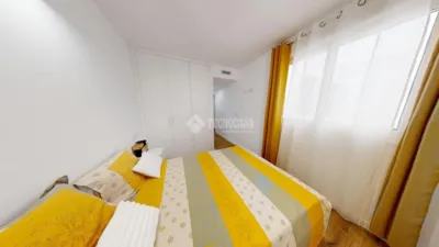 Flat in En Corts photo 31