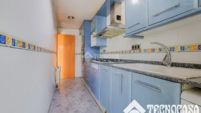 Apartment in Singuerlín-Les Oliveres-Can Franquesa-Guinardera photo 9