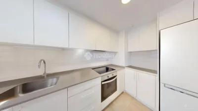 Flat in En Corts photo 10
