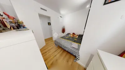 Flat in En Corts photo 19