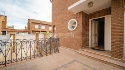 Semi-detached house in La Poveda photo 6