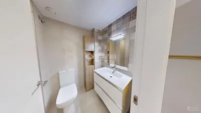 Flat in En Corts photo 27