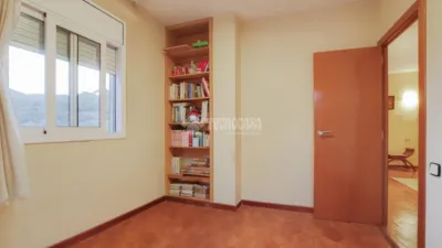 Semi-detached house in Montcada Centre-La Ribera photo 26