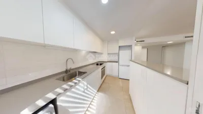Flat in En Corts photo 9