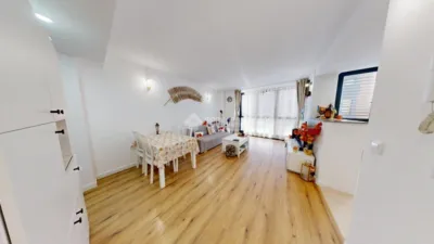 Flat in En Corts photo 3