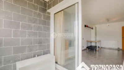 Apartment in Singuerlín-Les Oliveres-Can Franquesa-Guinardera photo 13