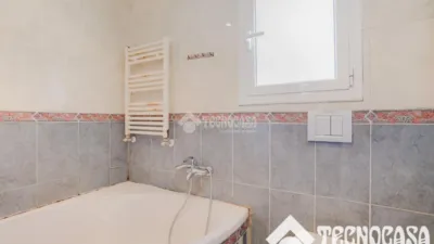 Apartment in Singuerlín-Les Oliveres-Can Franquesa-Guinardera photo 28